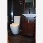 Λεκάνη-καζανάκι
Έπιπλο μπάνιου 